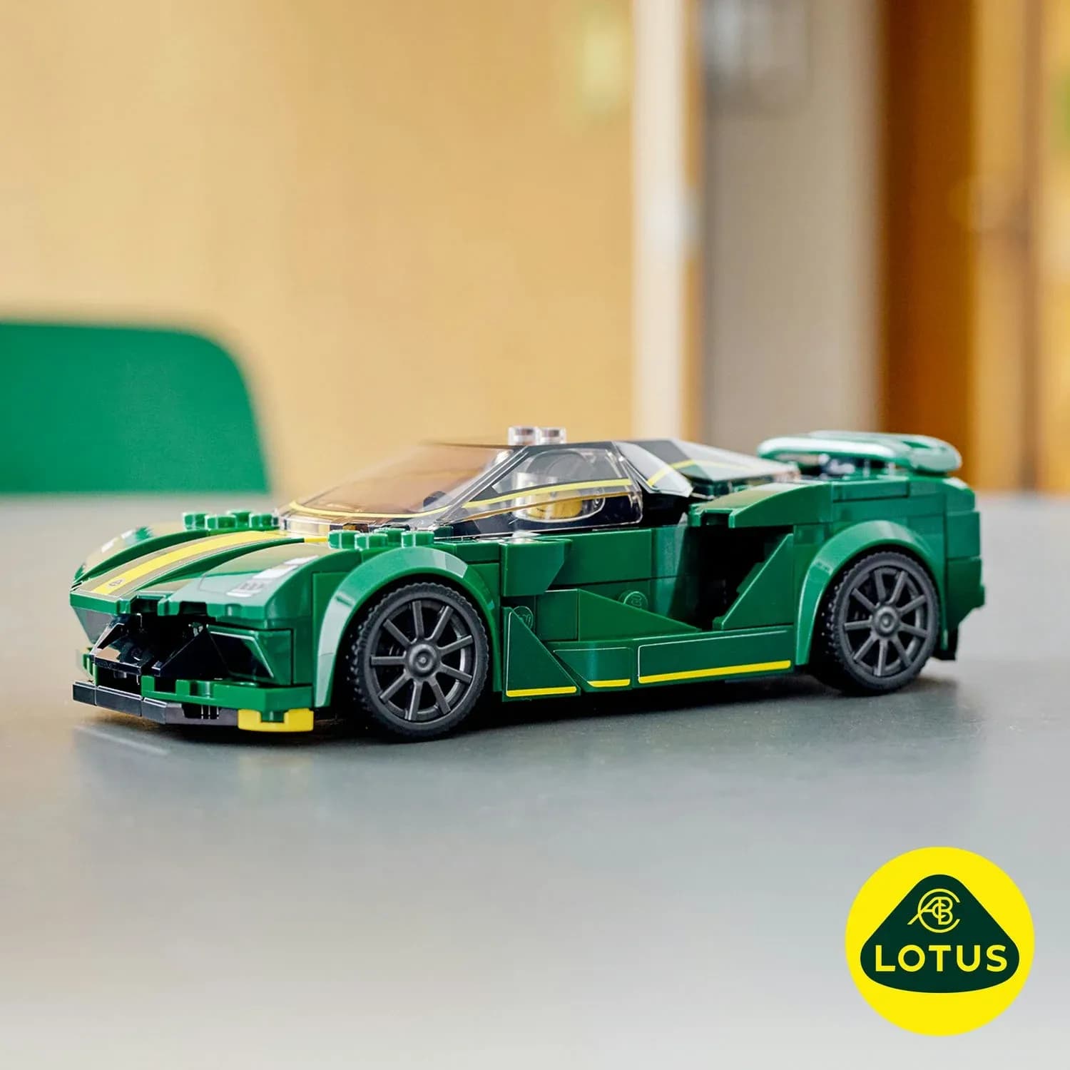 LEGO Speed Champions Lotus Evija (76907), Modelo de Coche de Carreras Coleccionable - Miniatura 3